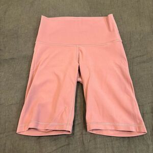 aritzia tnaction bike shorts